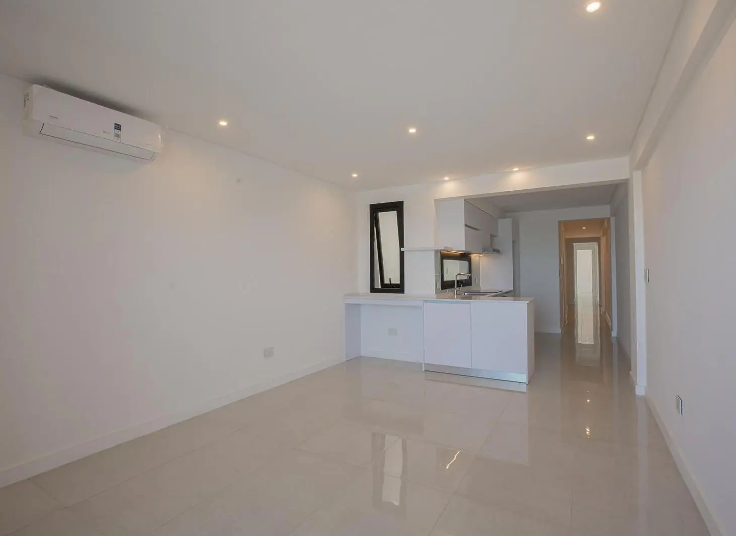 VENTA Departamento a estrenar frente al mar Av. Felix U. Camet al 2500 2