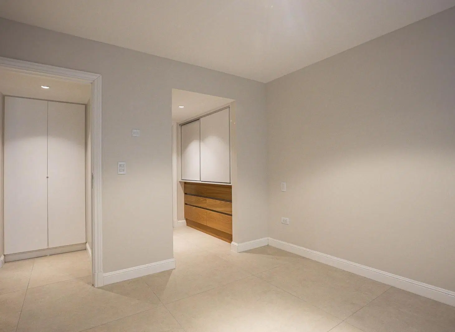 ALQUILER 2 ambientes a estrenar Yrigoyen al 1100 con amenities 2