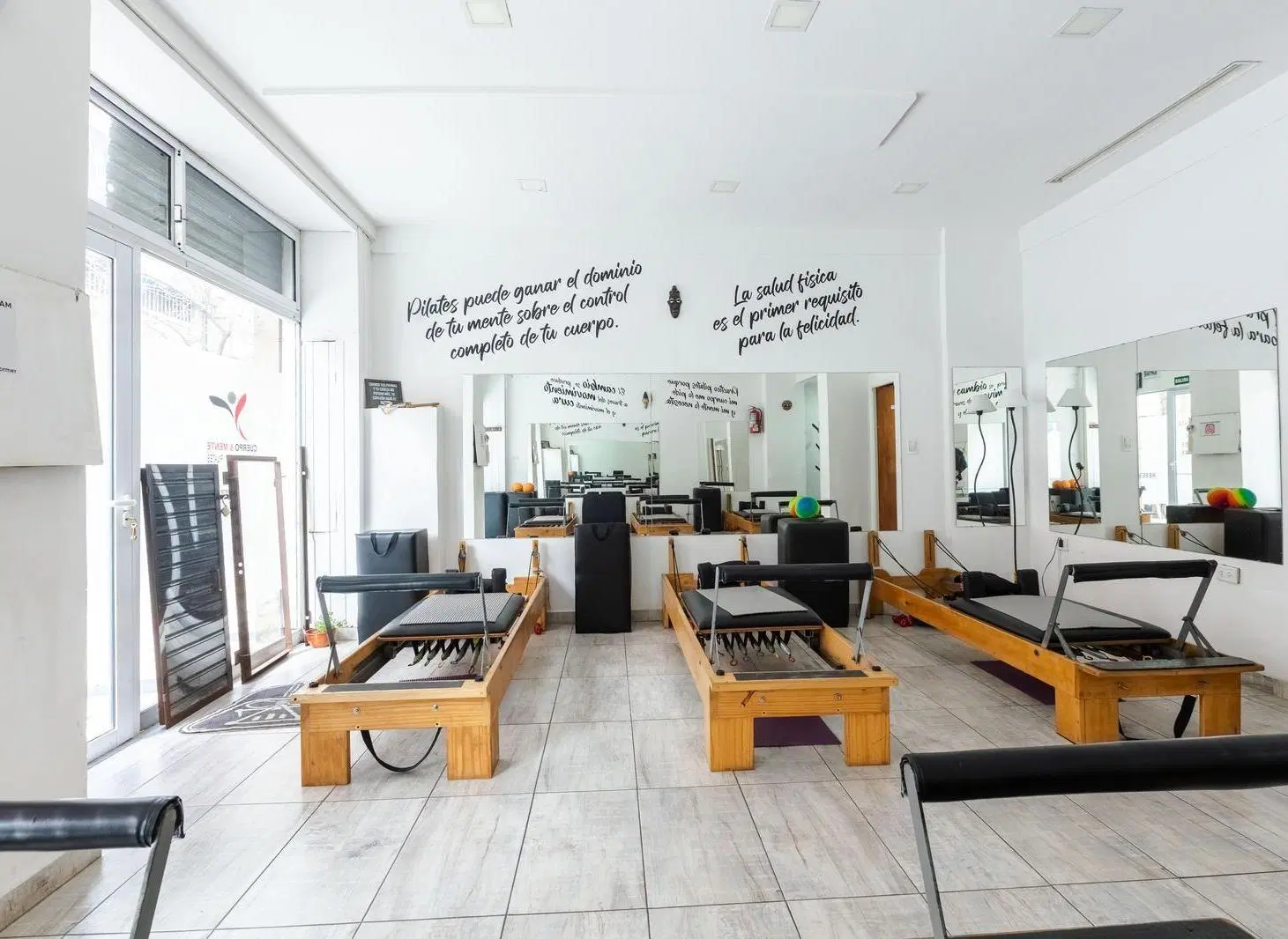 VENTA Local con privado - Brown al 1600 4