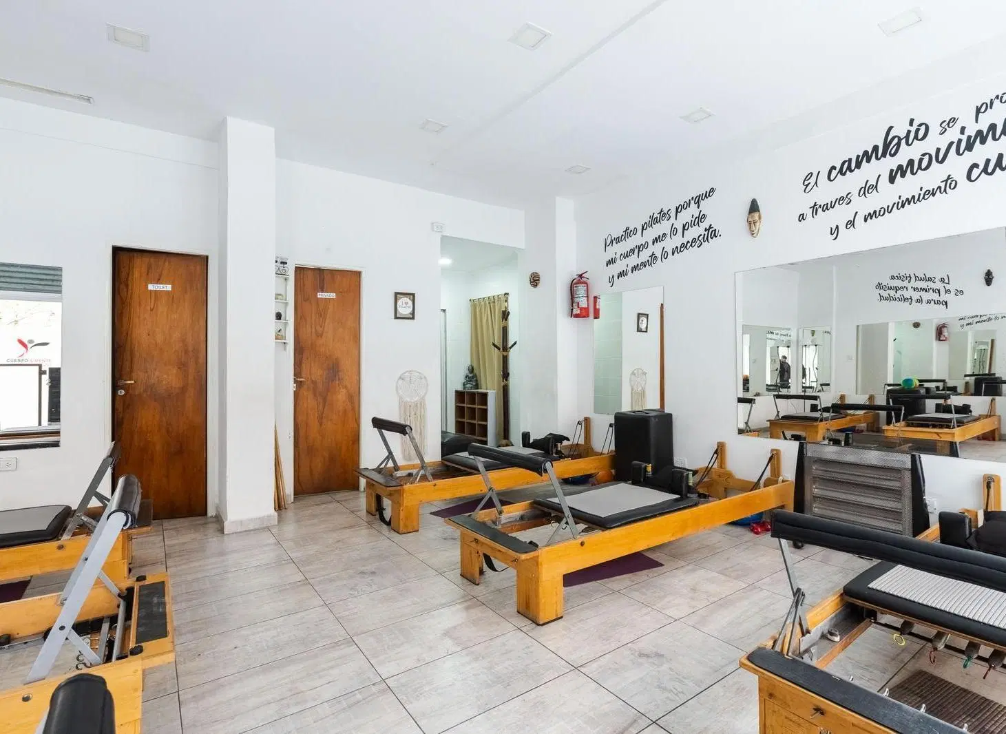 VENTA Local con privado - Brown al 1600 3
