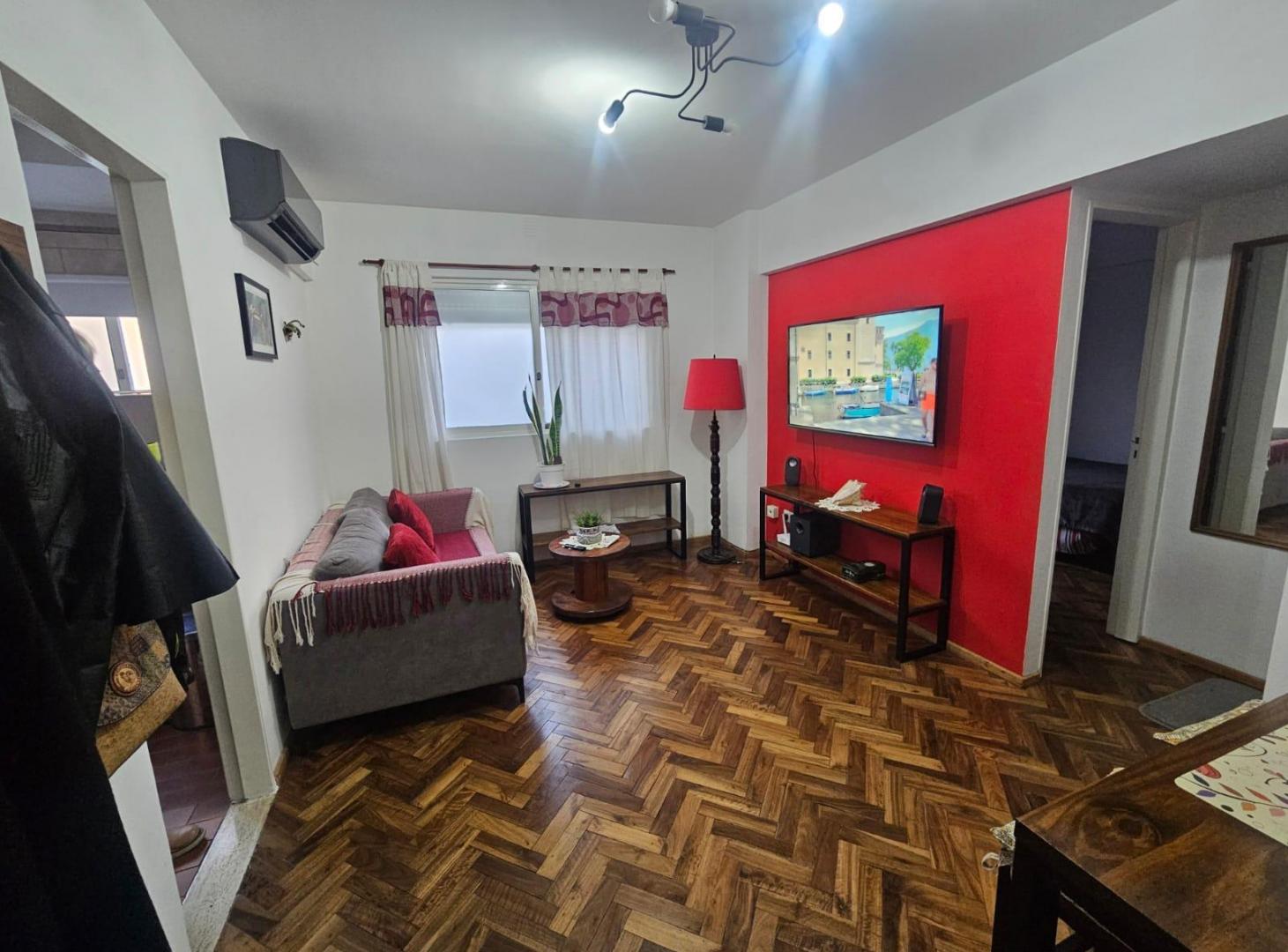 Foto de Alquiler temporario amoblado departamento en zona Centro, imagen 4