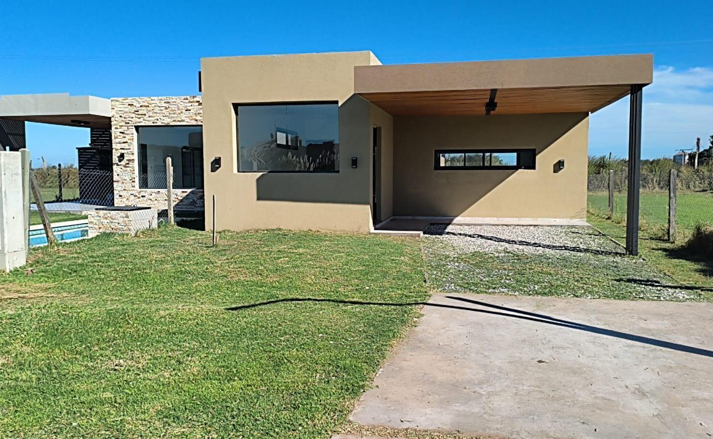 Foto de Venta casa de 2 dormitorios con piscina y jacuzzi en Brisanova, imagen 3