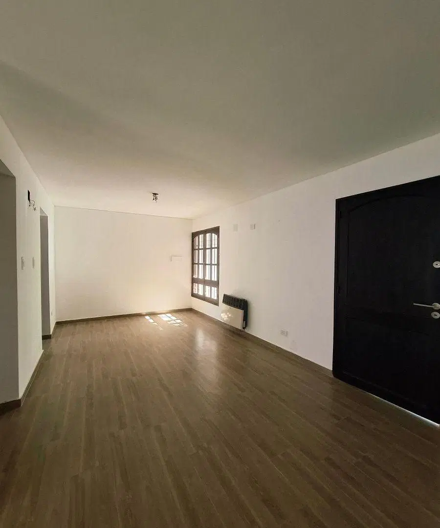 VENTA HERMOSA CASITA REMODELADA A NUEVA, EN EL CORAZÓN DE LA QUINTA SECCIÓN DE LA CIUDAD DE MENDOZA 3