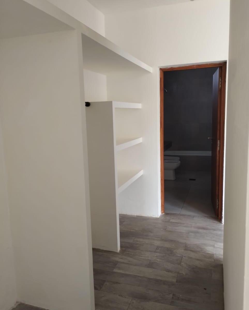 Casa en Venta en Guaymallén - Elpidio González 4
