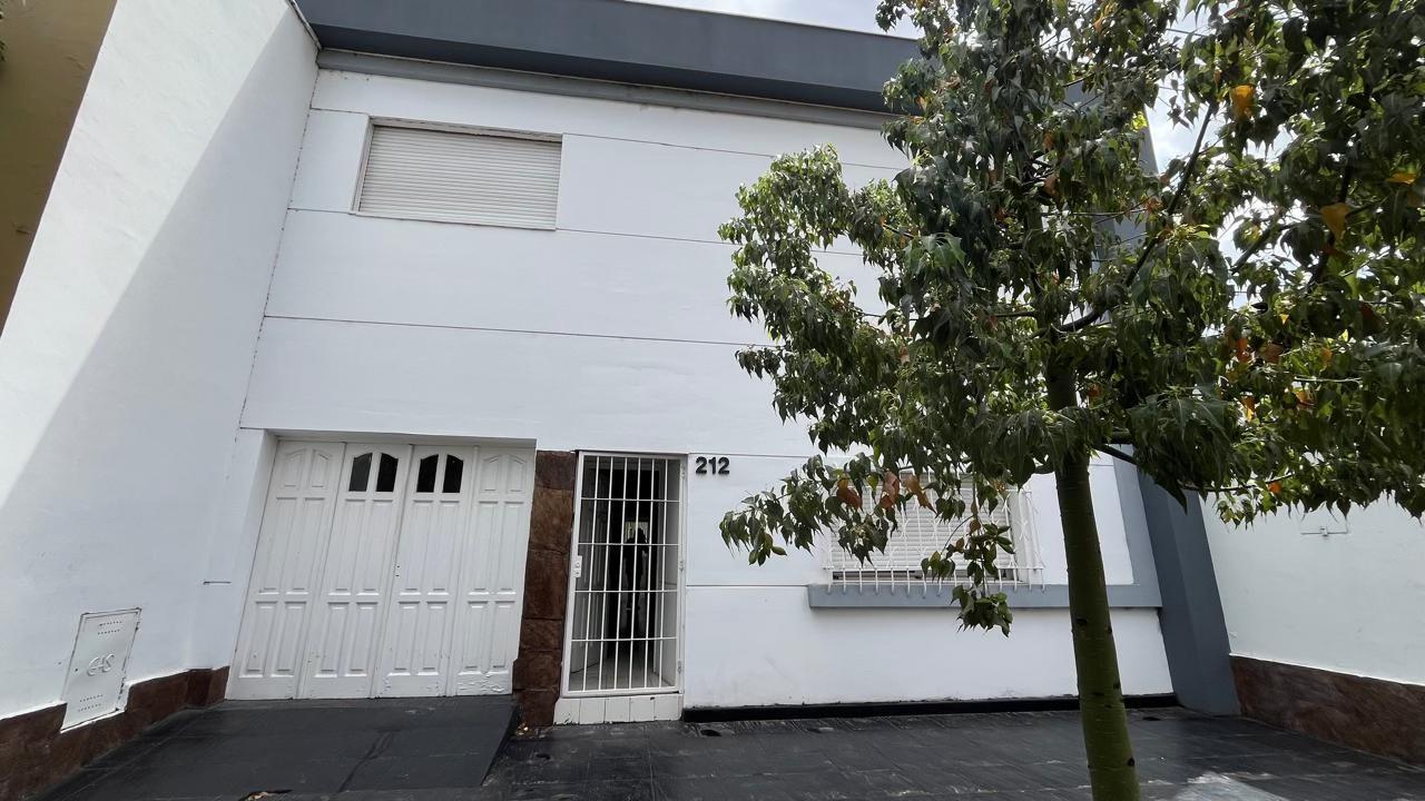 CASA/ OFICINAS EN VENTA EN CIUDAD, 2DA SECCION, MENDOZA