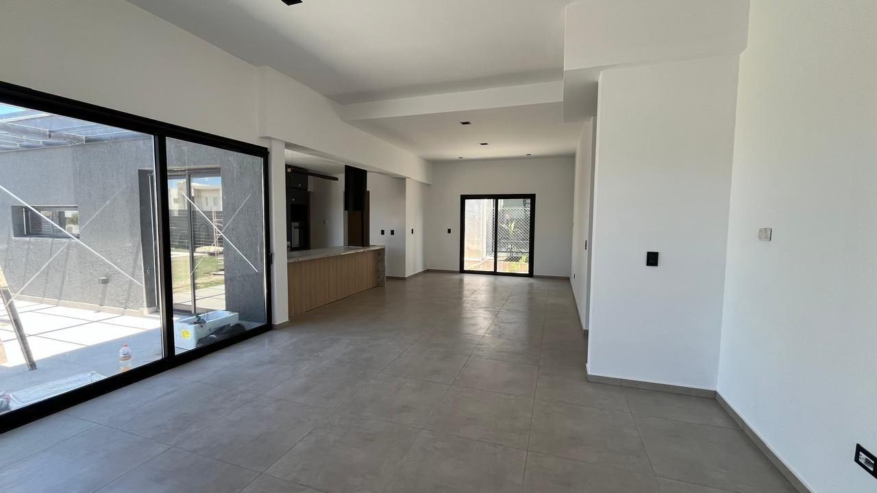 Foto de EXCLUSIVA CASA A ESTRENAR EN BARRIO LAR DE VIEYTES II, imagen 4