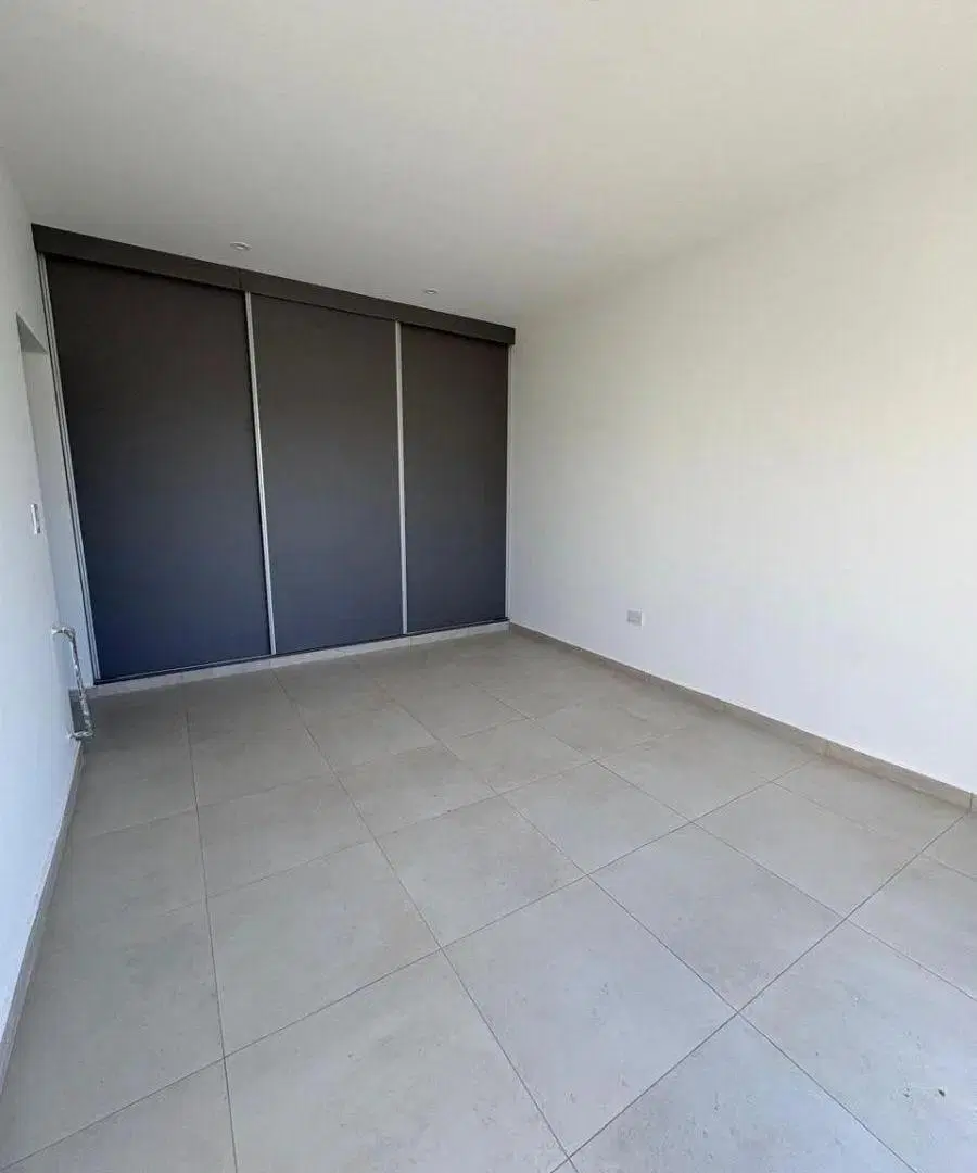 HERMOSA CASA A ESTRENAR EN BARRIO ALBA DE TANQAY 3