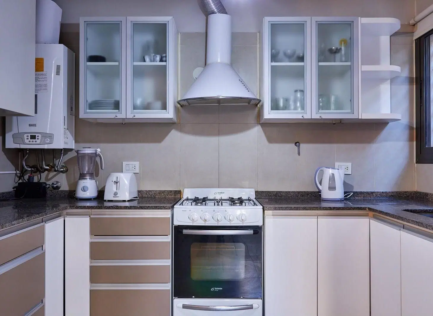 ALQUILER HERMOSO DUPLEX AMPBLADO EN 5ta SECCIÓN 5