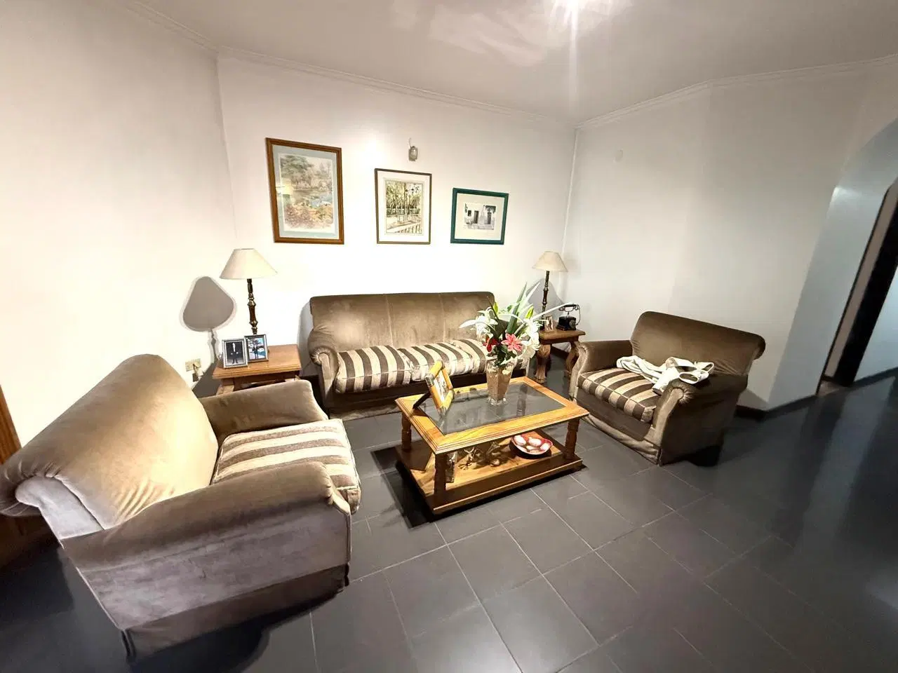 CASA EN VENTA IDEAL OFICINAS/ CIUDAD DE MENDOZA 2
