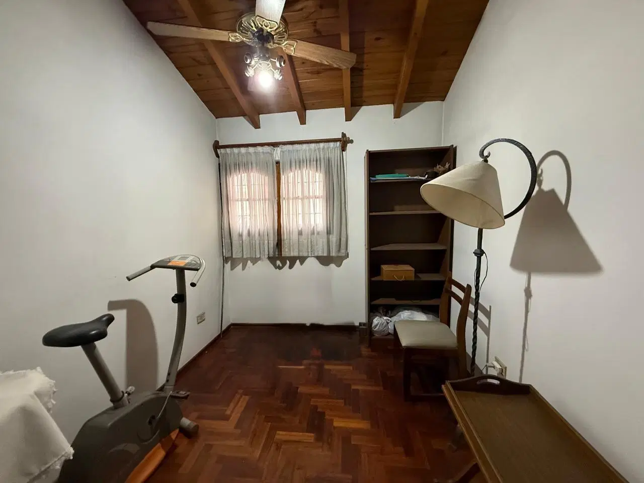 CASA EN VENTA IDEAL OFICINAS/ CIUDAD DE MENDOZA 3