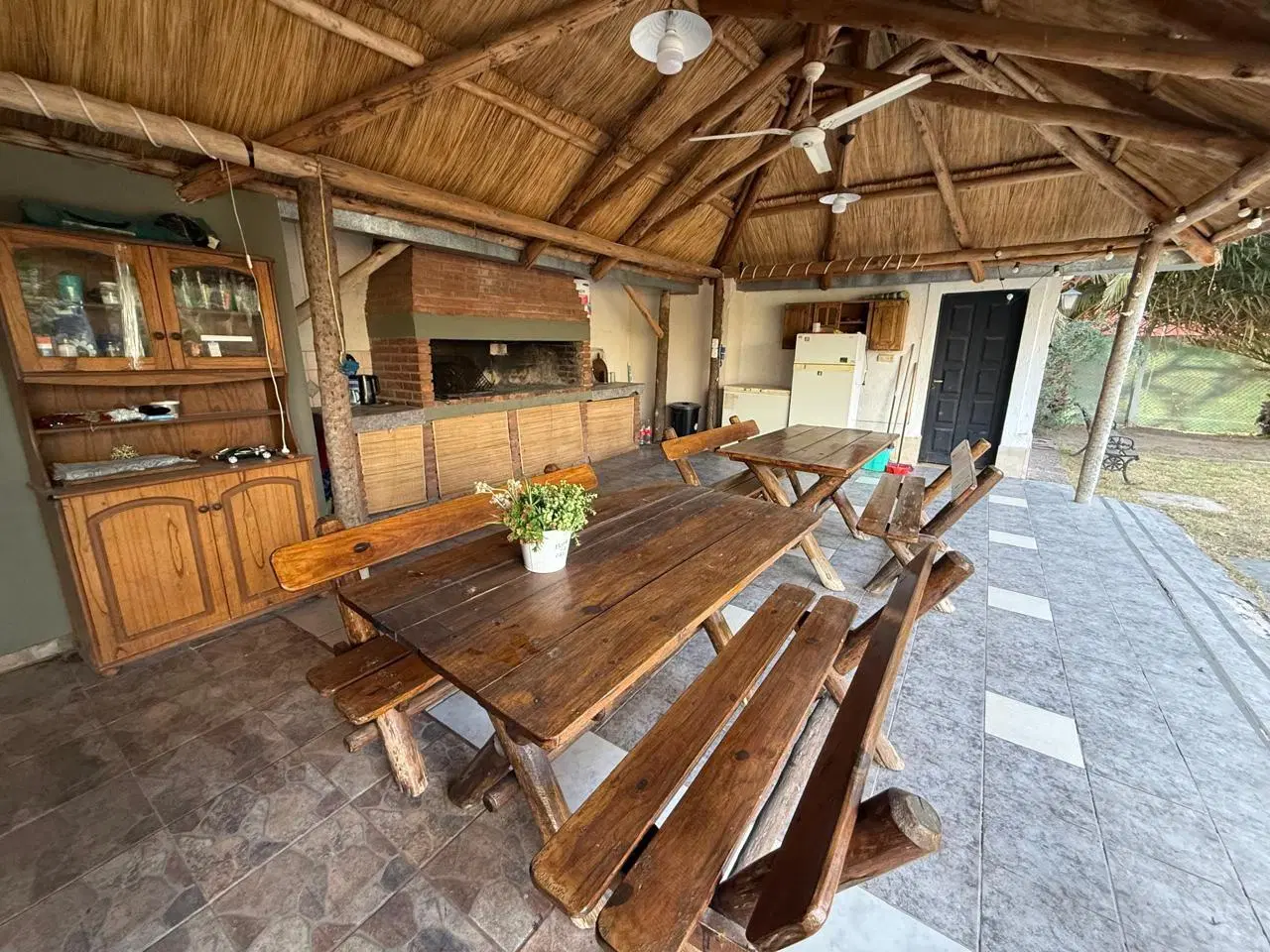 LOTE CON QUINCHO Y PILETA BARRIO LA CAPILLA - VISTALBA 8
