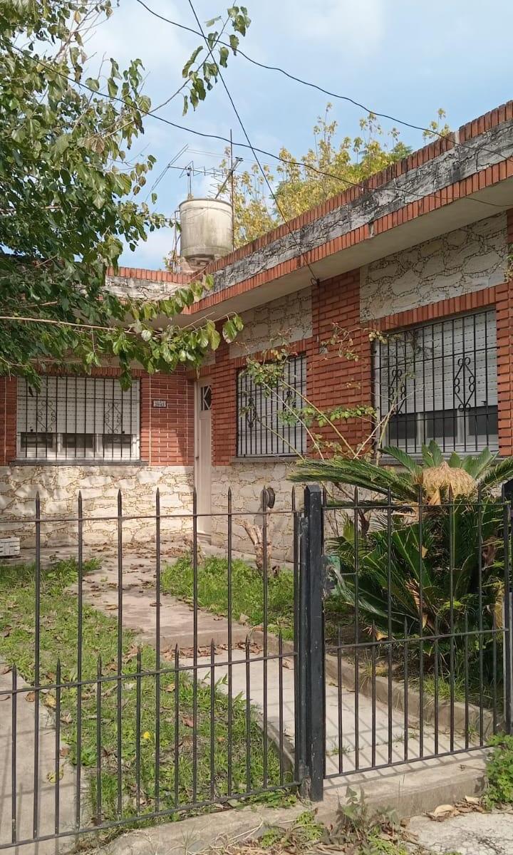 Dueña - Venta de Casa (Con Dpto. Atrás) No Esta en Alquiler 5