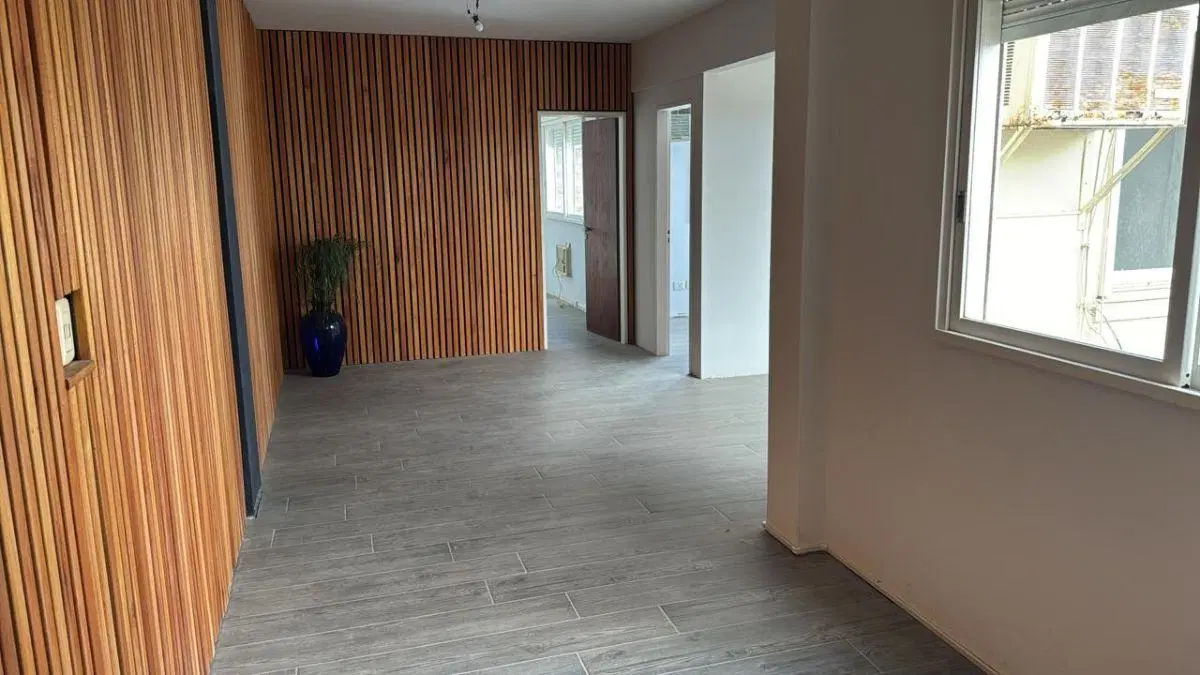 ESPECTACULAR CUATRO AMBIENTES APTO PROFESIONAL Y COMERCIAL A LA VENTA EN RECOLETA! 4