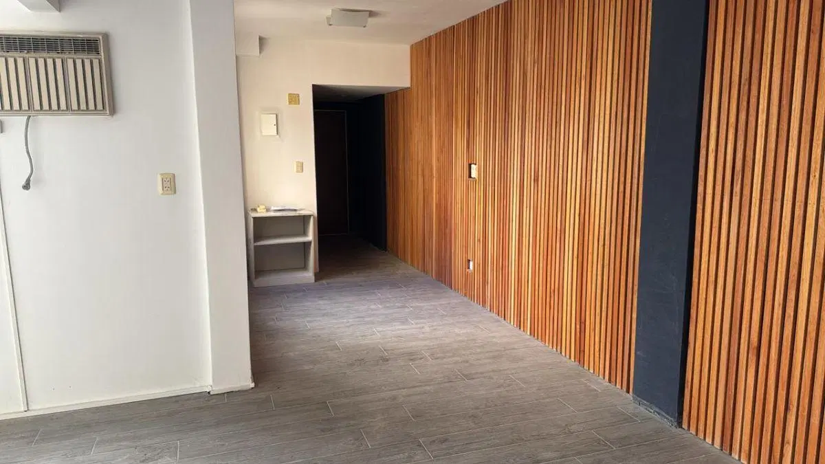 ESPECTACULAR CUATRO AMBIENTES APTO PROFESIONAL Y COMERCIAL A LA VENTA EN RECOLETA! 2