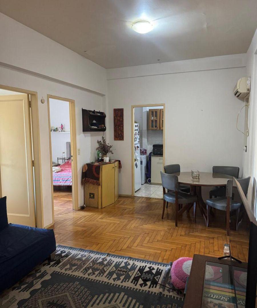 Foto de Excelente Tres Ambientes A La Venta A Metros De Av. Callao Y Av, imagen 2