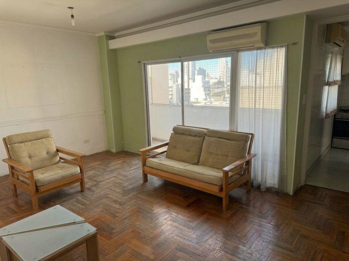 Foto de Excelente Tres Ambientes Con Balcón Aterrazado En Venta En El Barrio De, imagen 2