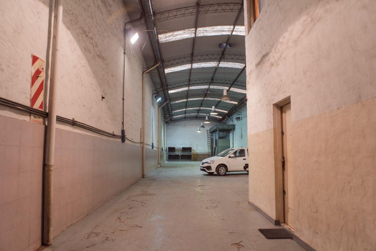 Foto de Galpon de 377 m² en venta en Barracas, imagen 3