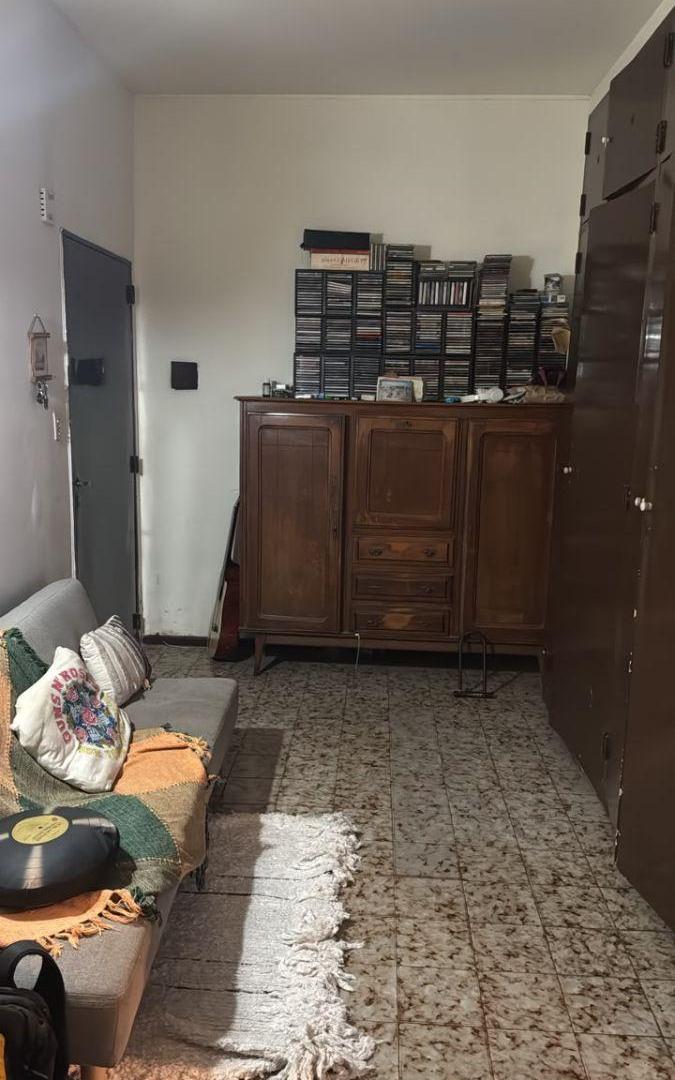Foto de DOS AMBIENTES CON ESCRITORIO Y PATIO EN PLANTA BAJA A LA VENTA EN, imagen 1