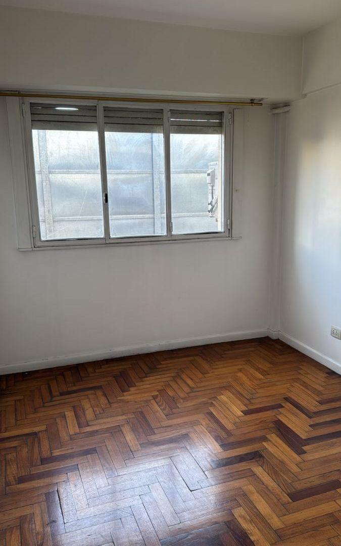 Foto de EXCELENTE TRES AMBIENTES A LA VENTA EN PARQUE CHACABUCO!, imagen 2