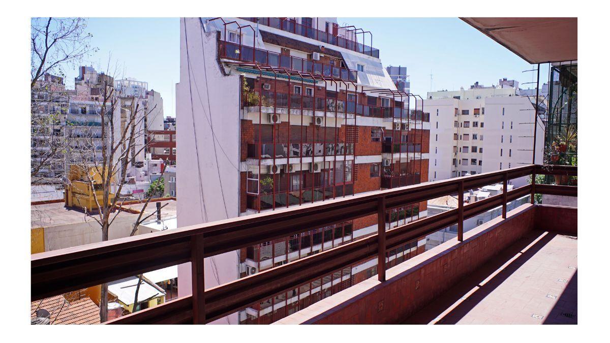 Foto de EXCELENTE PISO DE EPOCA EN VENTA EN LA MEJOR ZONA DE BARRACAS!, imagen 4