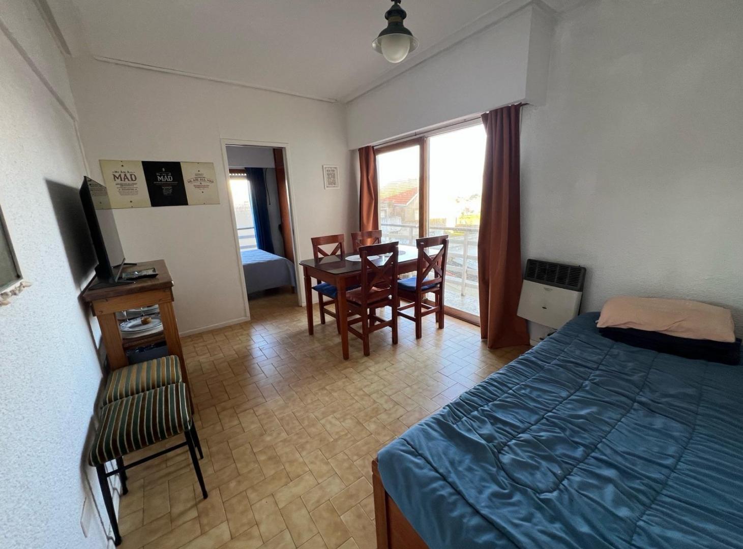 Foto de Departamento 2 ambientes en venta en zona costanera de Miramar, imagen 2