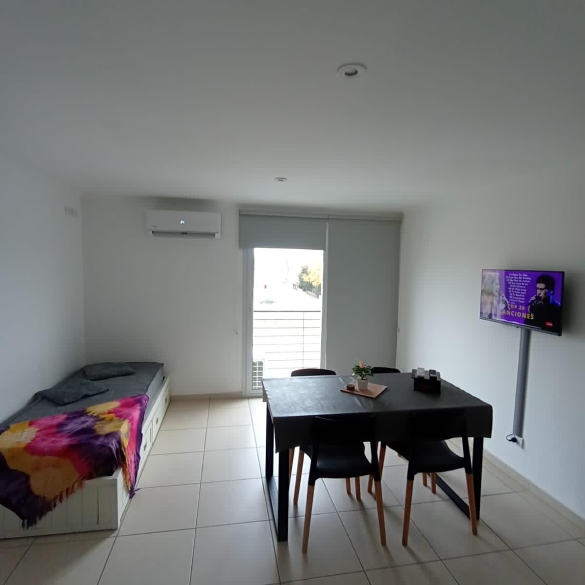 Vendo Departamento Sobre Av Casey 1