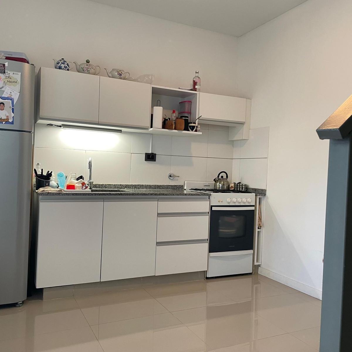 Tríplex en Mendoza Al 8000 - Fisherton 2