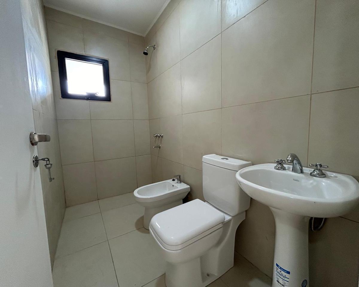 Foto de Casa 2 doritorios en Altos de Pellegrini - Roldan, imagen 2