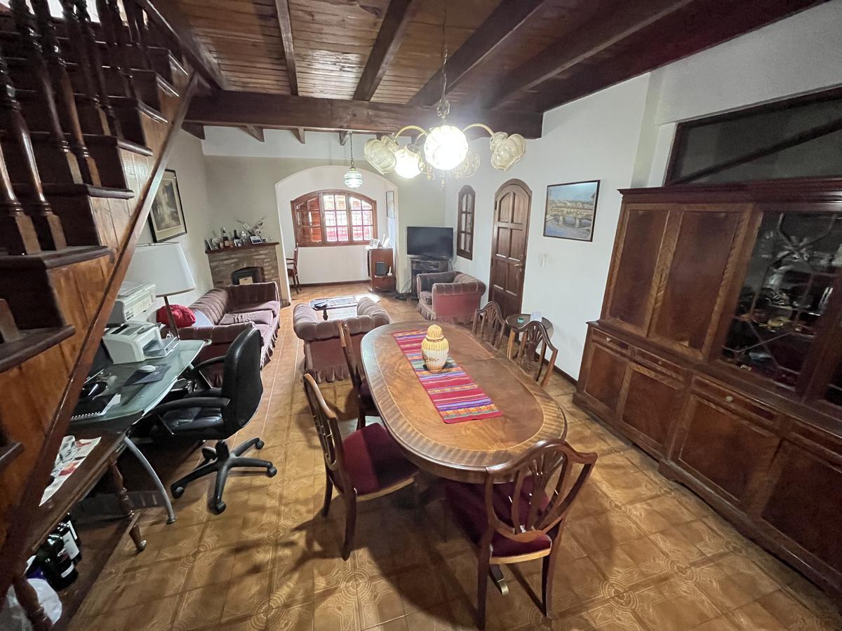Casa con Estilo en Fisherton 4