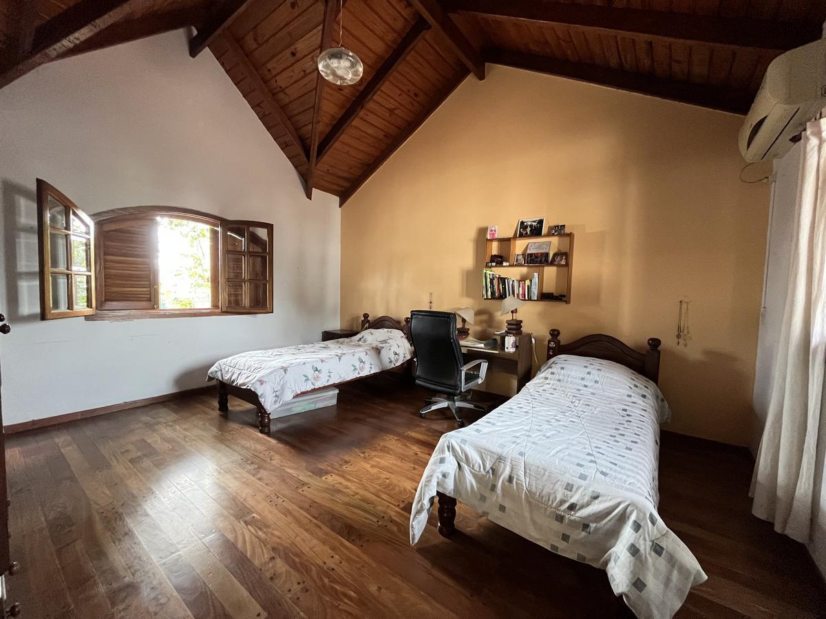 Casa con Estilo en Fisherton 2