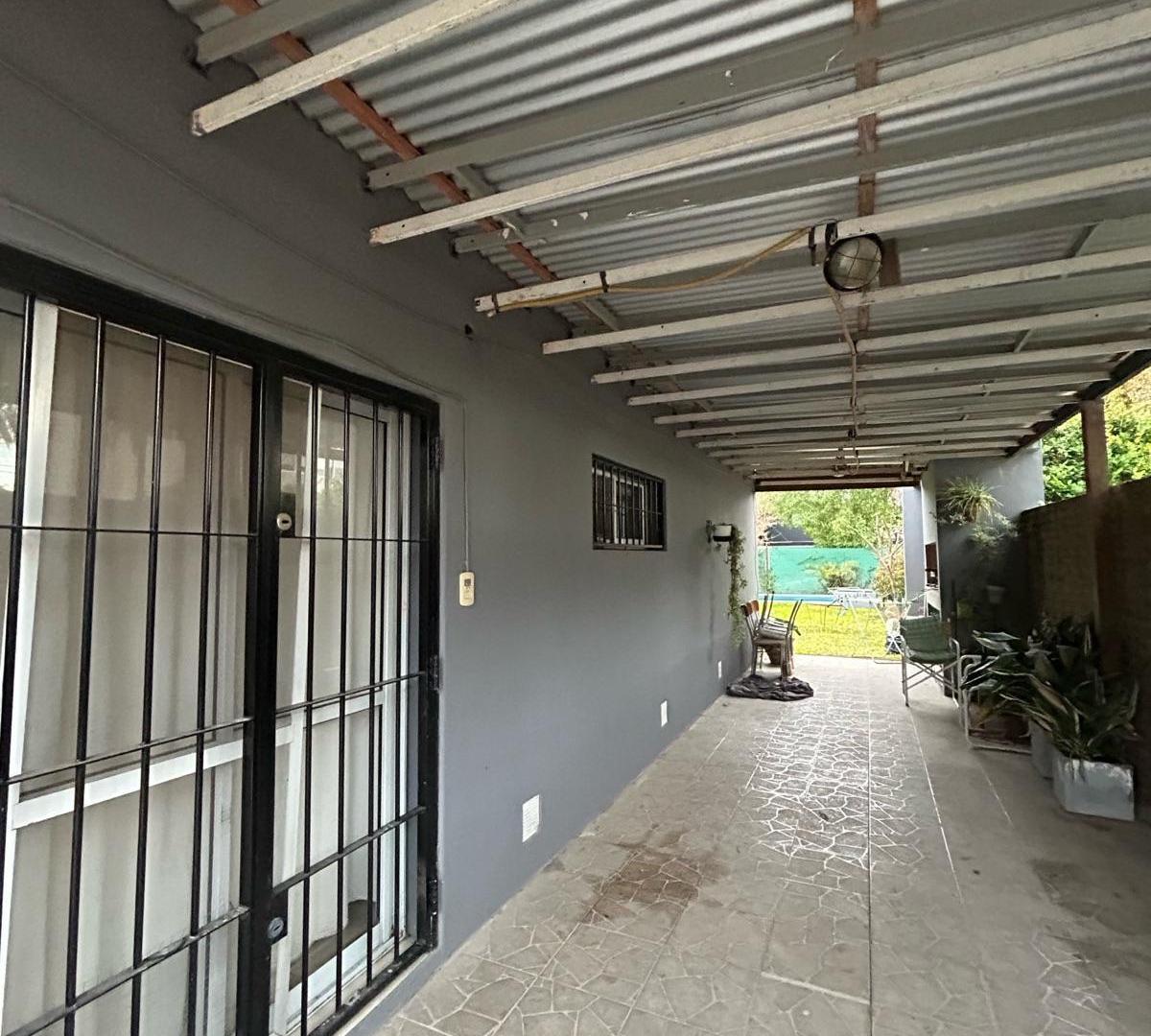 Foto de Casa 3 dormitorios en alquiler - Funes, imagen 1
