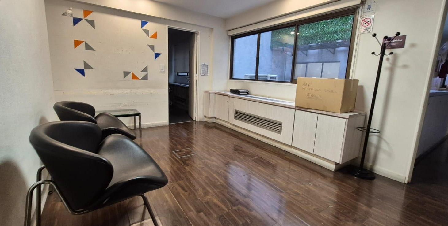 Foto de Venta de Oficinas c/cochera en Microcentro, imagen 3