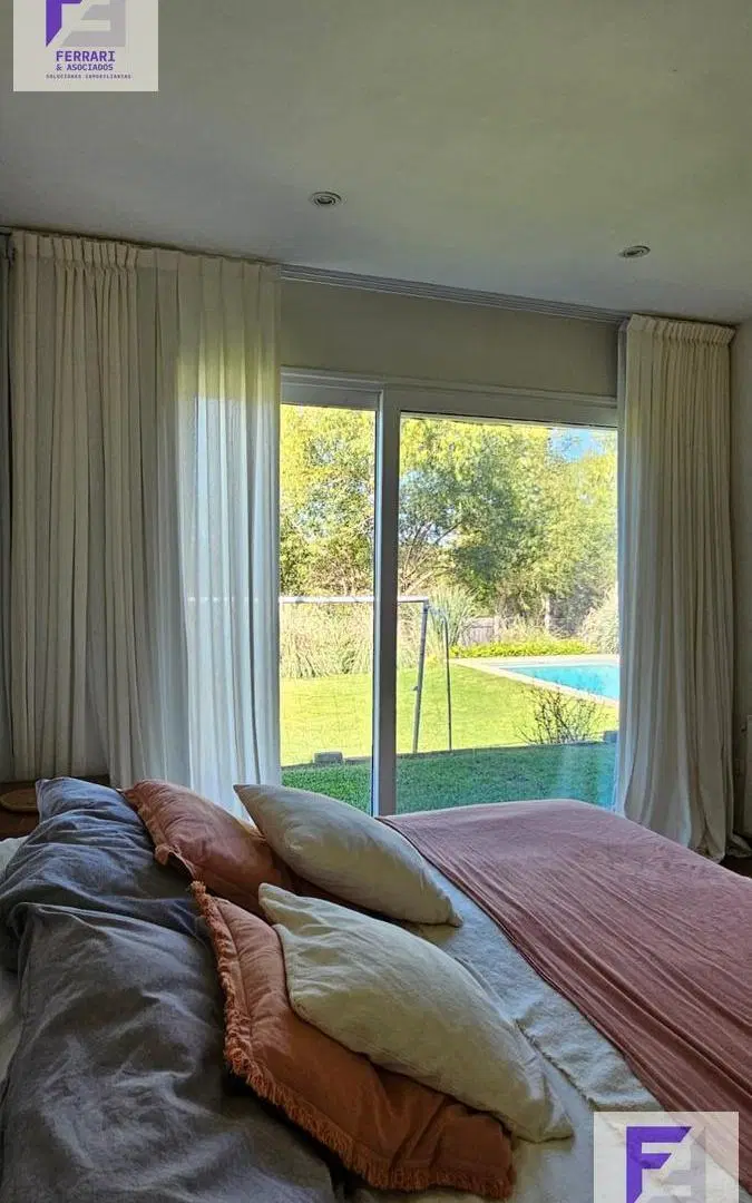 Venta casa grande en Naudir 4