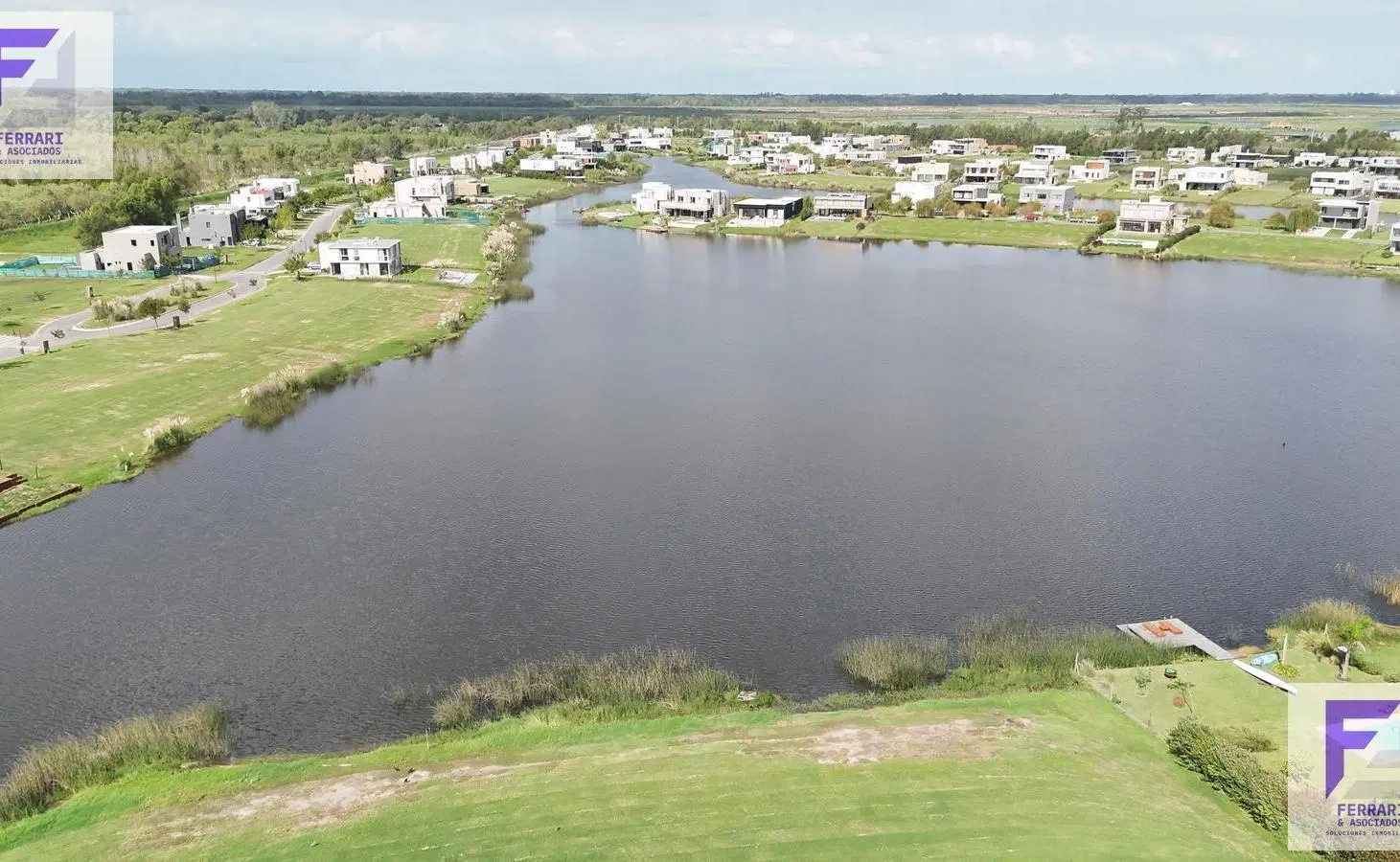 Lote terreno a la venta amarra y salida al Río Luján en Barrio Náutico El Naudir 8