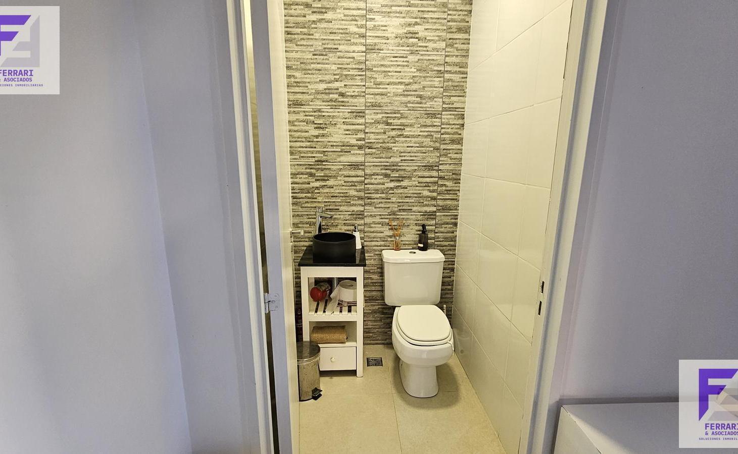Foto de Venta Casa en una planta a la laguna en Barrio Náutico El Naudir, imagen 3