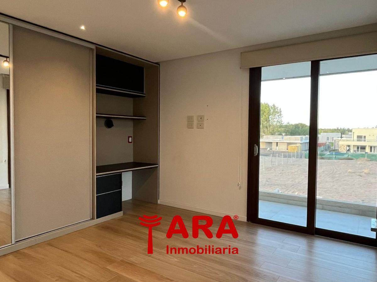 Casa Inmaculada - Barrio Privado - Acepta Permuta 3