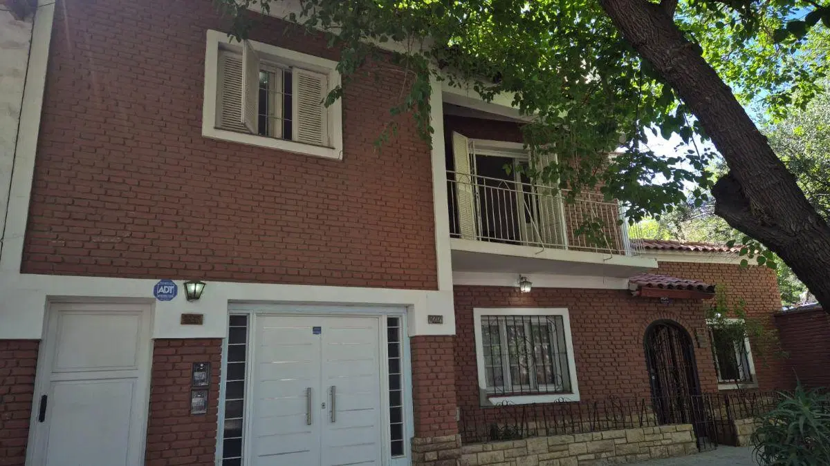 VENTA de hermoso DEPARTAMENTO en Sexta Sección 4