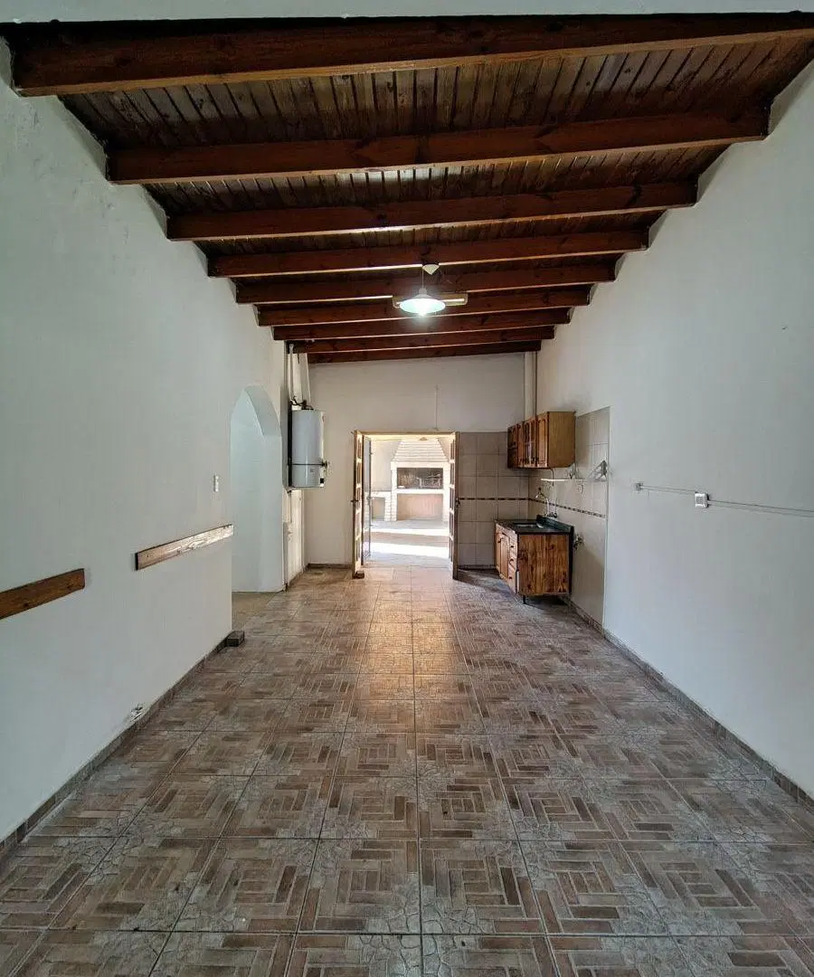 Casa de 250 m² con 3 dormitorios en venta en Capilla del Rosario 5