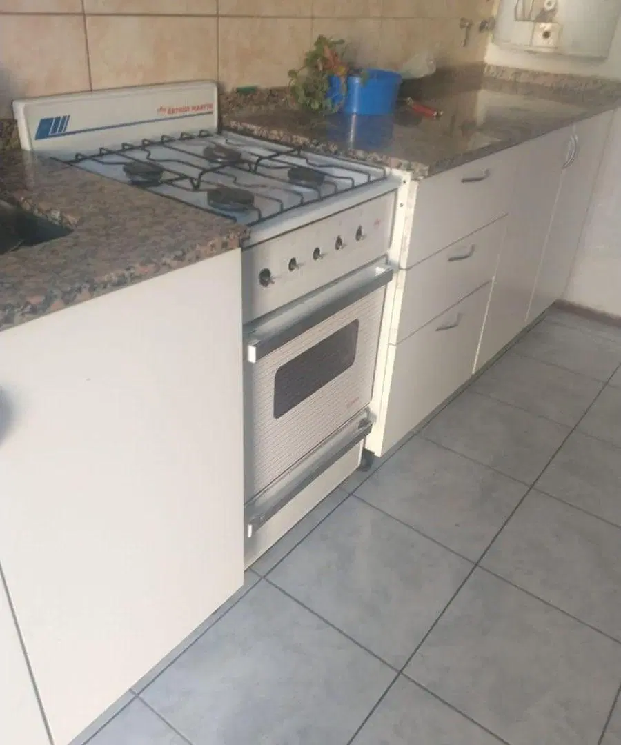 Casa de 200 m² con 2 dormitorios en venta en Villa Hipódromo 4