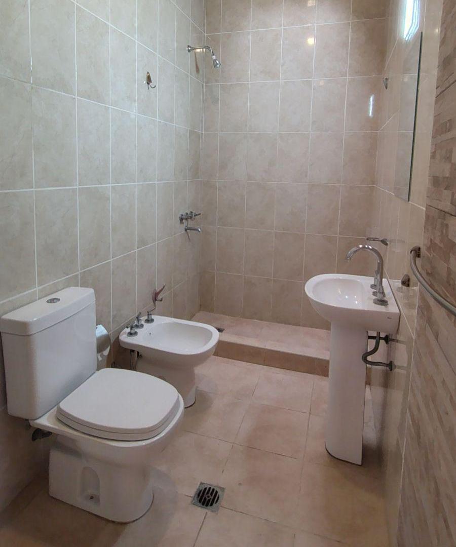 Foto de Departamento de 80 m² con 2 dormitorios en alquiler en Jesús Nazareno, imagen 2