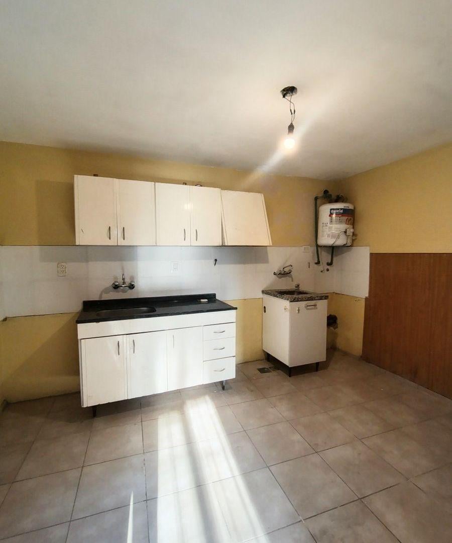 Foto de Amplio departamento con 3 dormitorios en alquiler en Barrio Champagnat, imagen 3