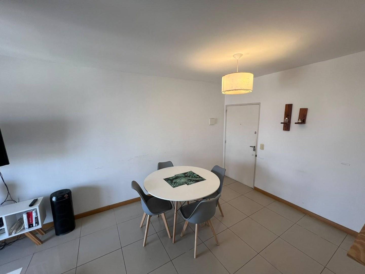 Foto de Venta Departamento Tres Ambientes Lumino con Balcón Aterrazado al, imagen 3