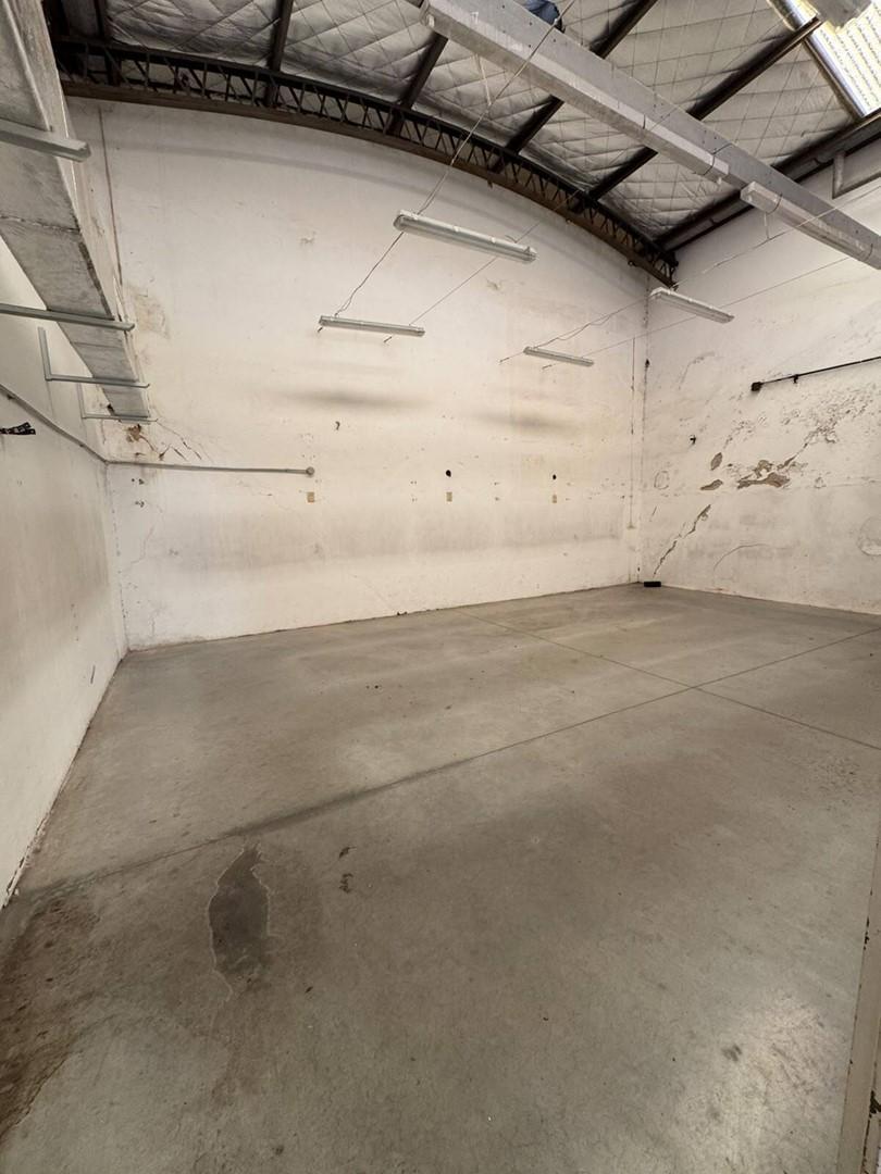 Foto de Depósito Galpón en Venta en Munro, Vicente López, G.B.A. Zona Norte, imagen 3