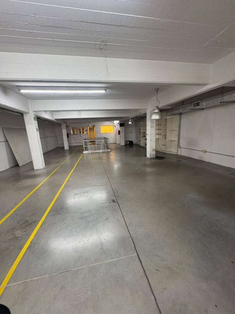 Foto de Depósito Galpón en Venta en Munro, Vicente López, G.B.A. Zona Norte, imagen 5
