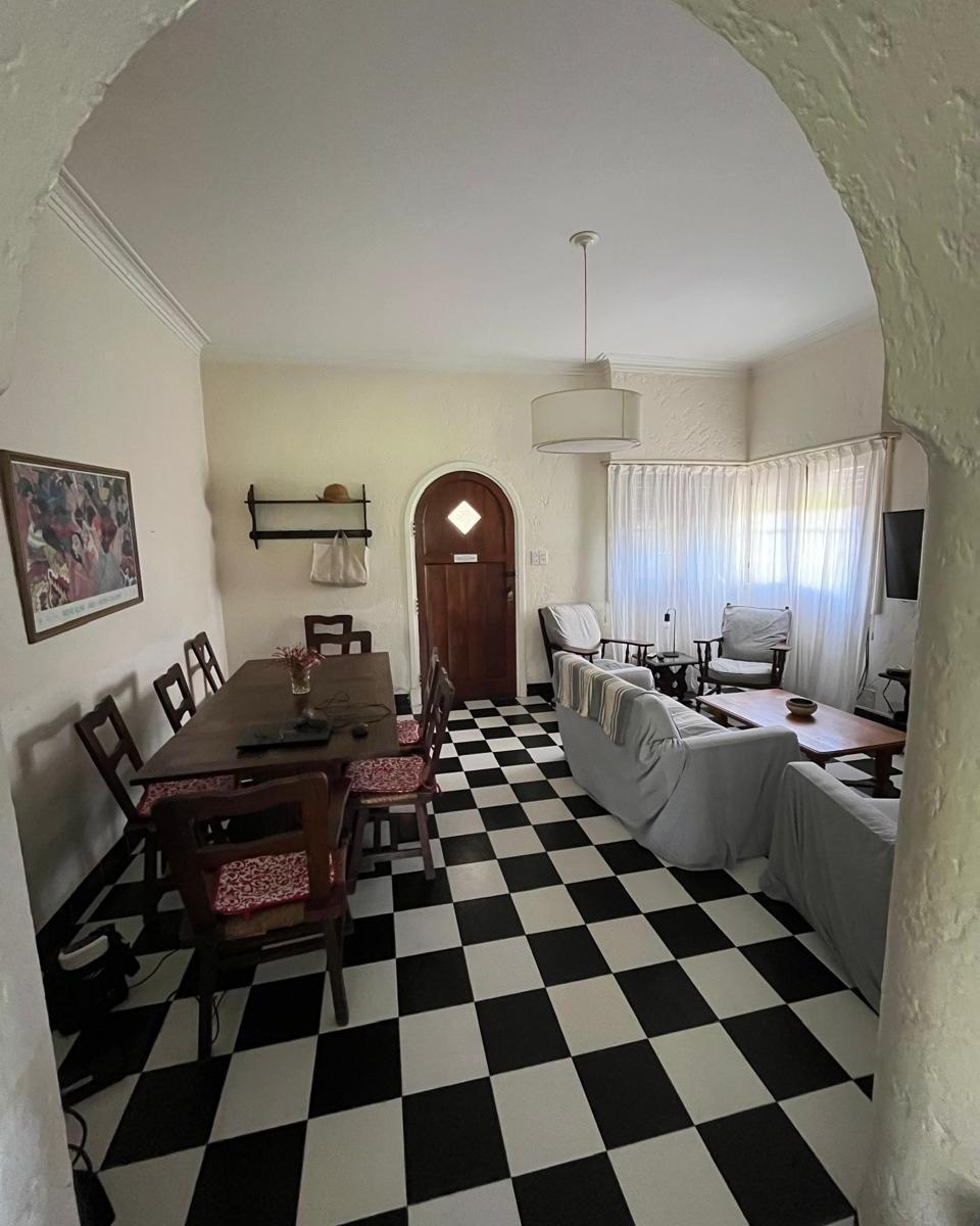 Chalet a Unas Cuadras del Mar. 2