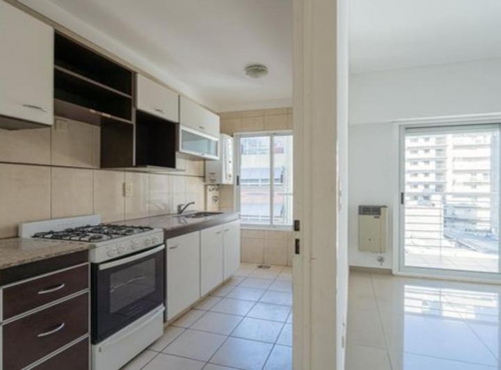 Alquiler Departamento 2 ambientes zona villa general Mitre 3
