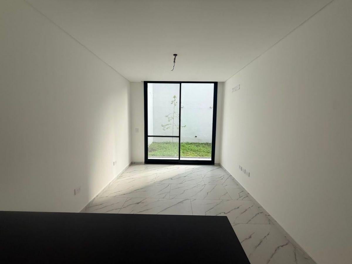 Foto de Departamento en Venta - 2 Ambientes a estrenar con jardín - Villa del, imagen 2