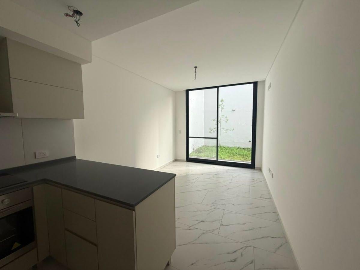 Foto de Departamento en Venta - 2 Ambientes a estrenar con jardín - Villa del, imagen 1