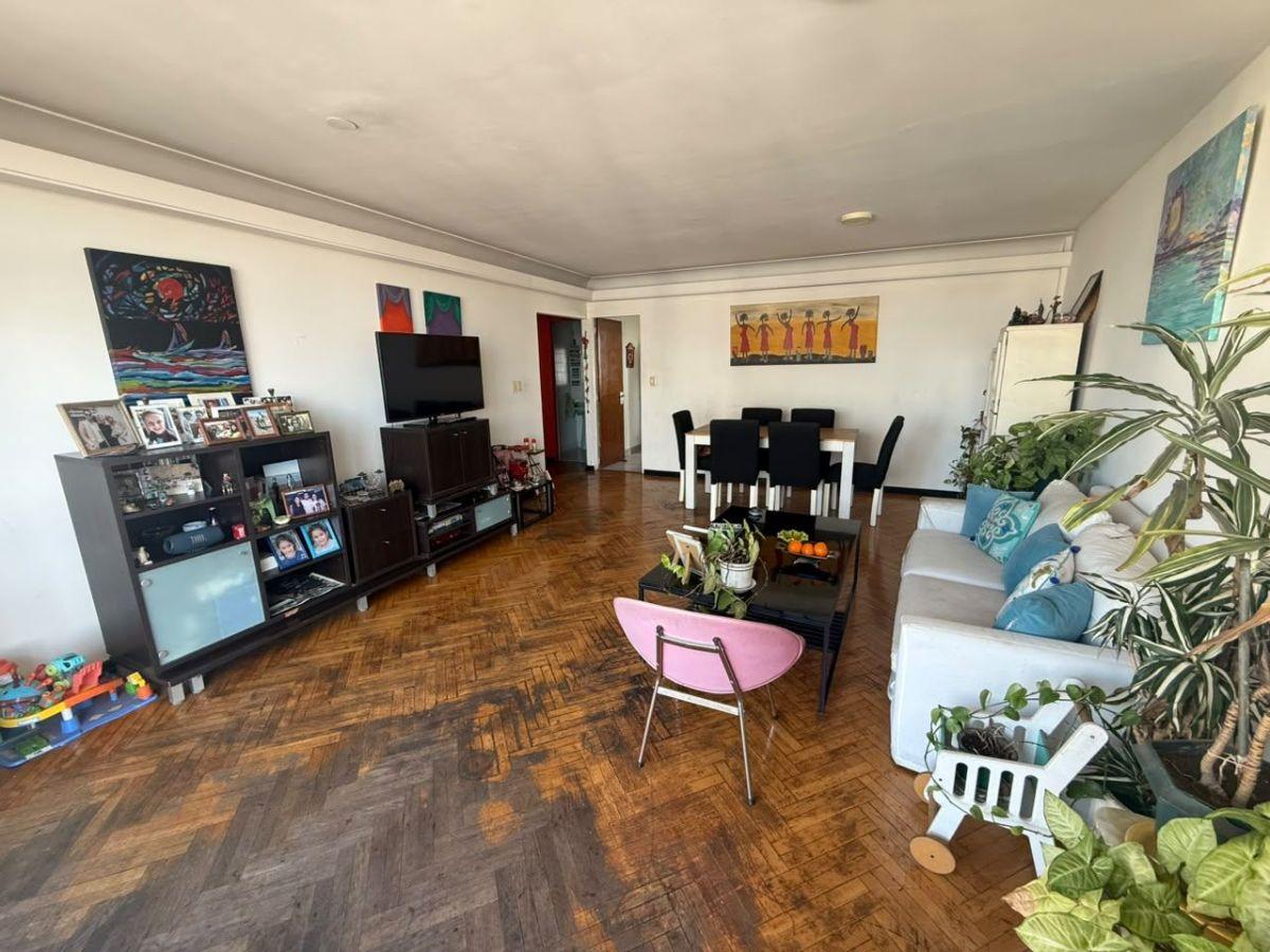 Foto de Departamento en Venta - 4 Ambientes con Dependencia y Baulera - Villa, imagen 3