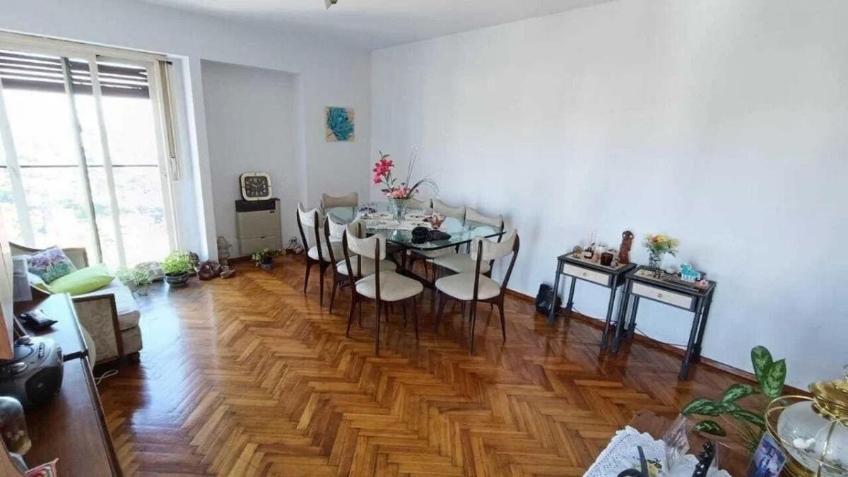Foto de Departamento en Venta - 3 Ambientes - Piso Alto - Coghlan, imagen 2